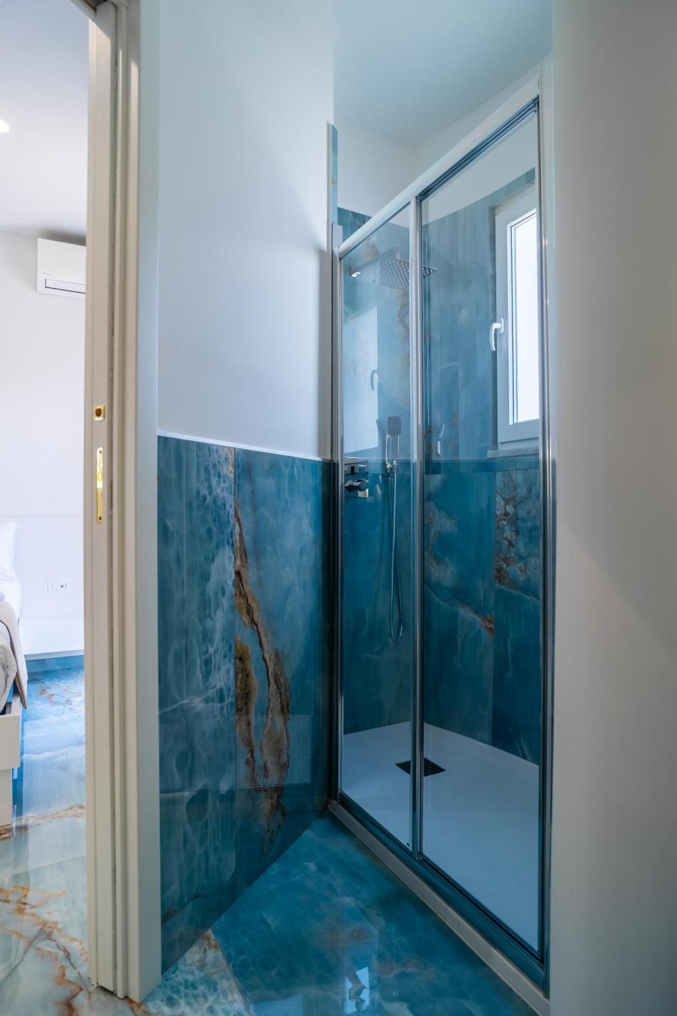 Suite 14 Scalea Exterior foto