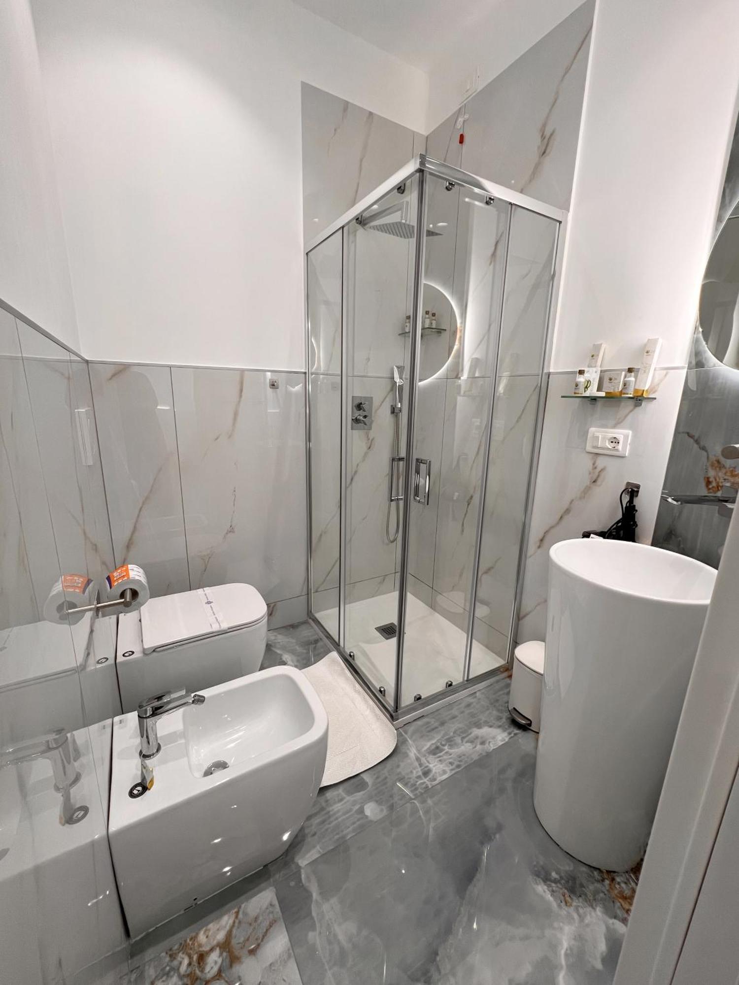 Suite 14 Scalea Exterior foto